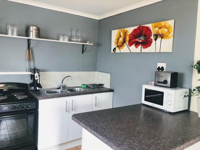 To Let 2 Bedroom Property for Rent in Hout Bay Western Cape